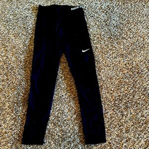 Nike Tights, women's size medium, perfect condition!